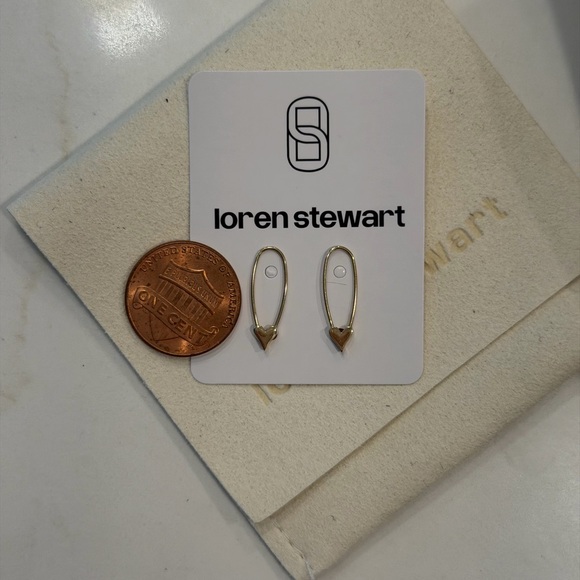 NWT Loren Stewart Mini Safety Pin Earrings - Picture 4 of 6